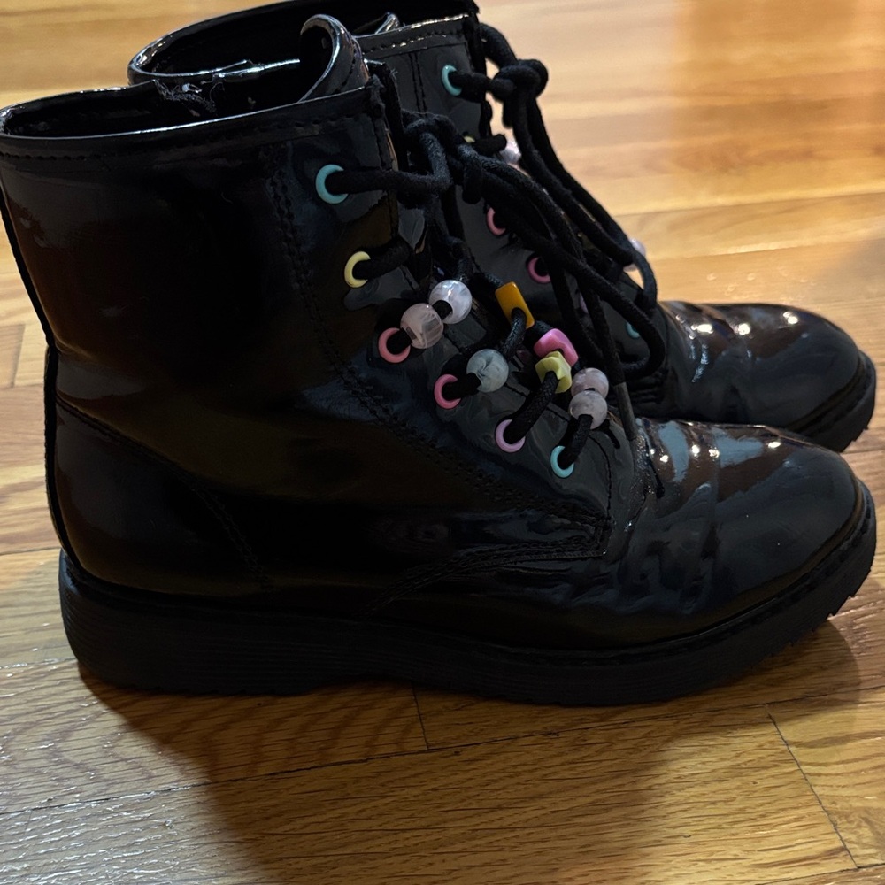 The Children's Place Shiny Black Boots with Multicolor Beads - Picture 2 of 4